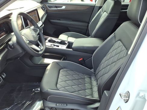 New 2026 Volkswagen Atlas SEL Premium R-Line image 8