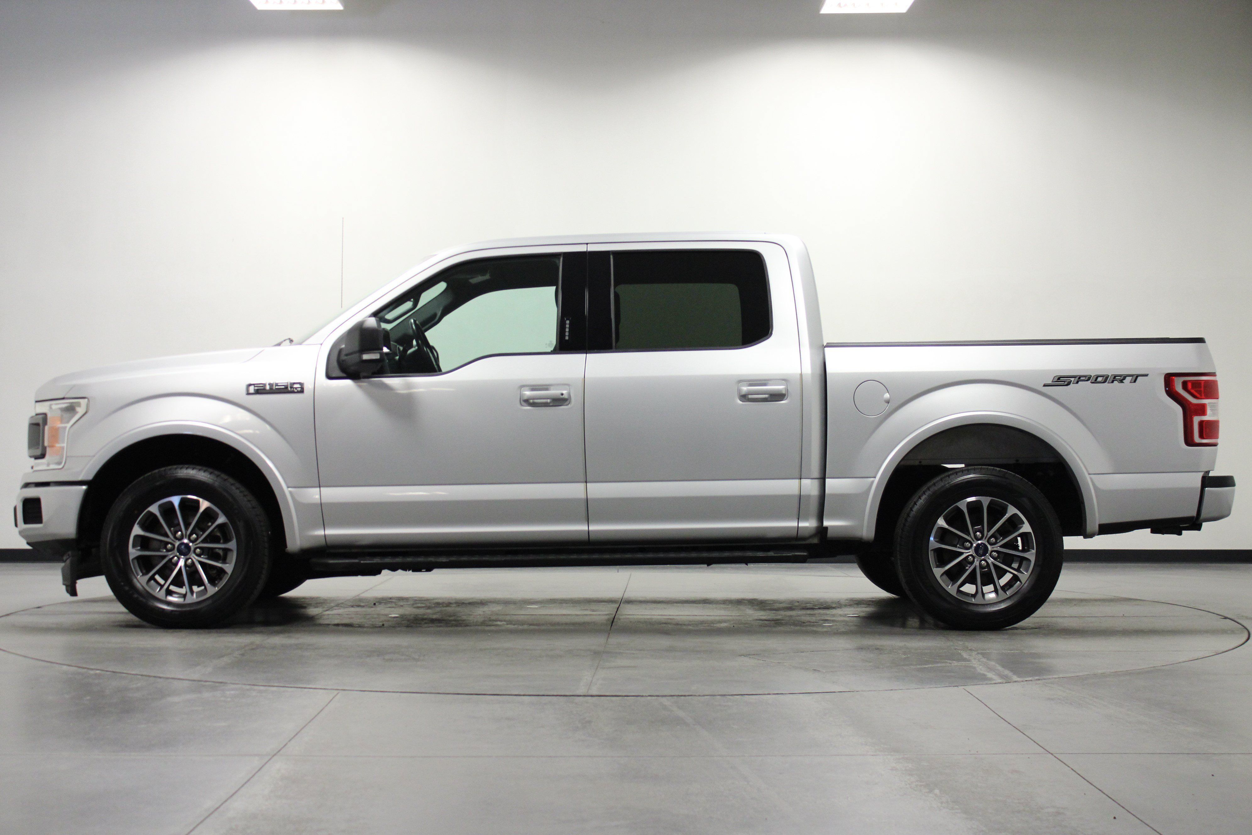 Used 2019 Ford F150 XLT w/ Equipment Group 302A Luxury RWD image 7