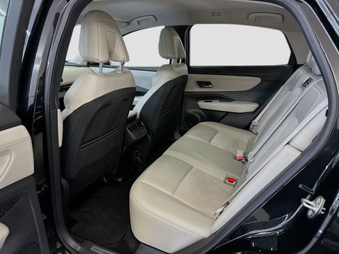 Used 2023 Nissan Ariya AWD image 29