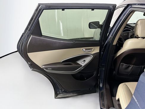 Used 2017 Hyundai Santa Fe Sport FWD image 25