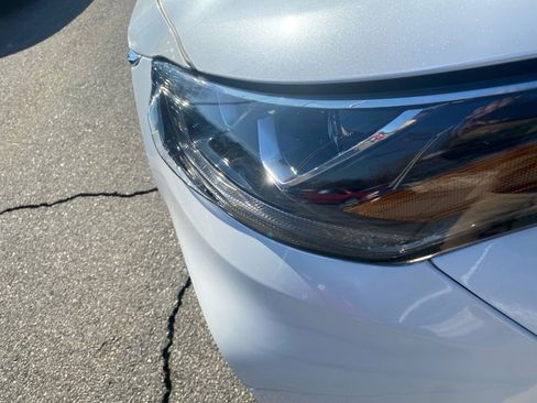 Used 2023 Toyota Highlander Platinum image 30