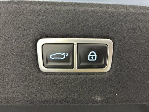 Used 2024 Hyundai Ioniq 6 SEL AWD/4WD image 7