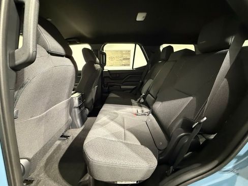 New 2026 Toyota 4Runner SR5 image 18