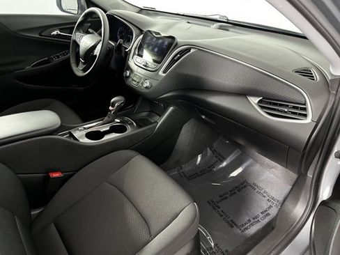 Used 2025 Chevrolet Malibu RS image 22