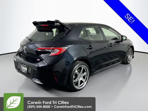 Used 2019 Toyota Corolla SE w/ Carpet Mat Package FWD image 15