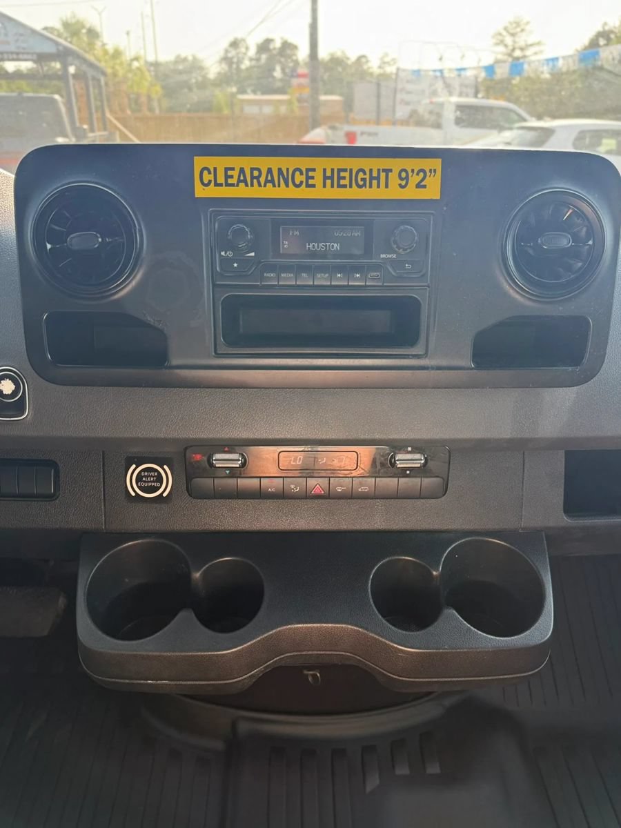 Used 2019 Mercedes-Benz Sprinter 170 image 14