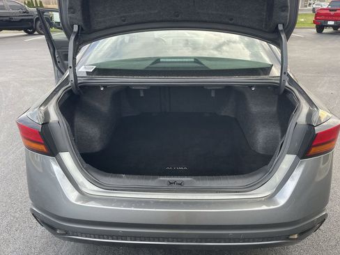 Used 2024 Nissan Altima 2.5 SV image 22