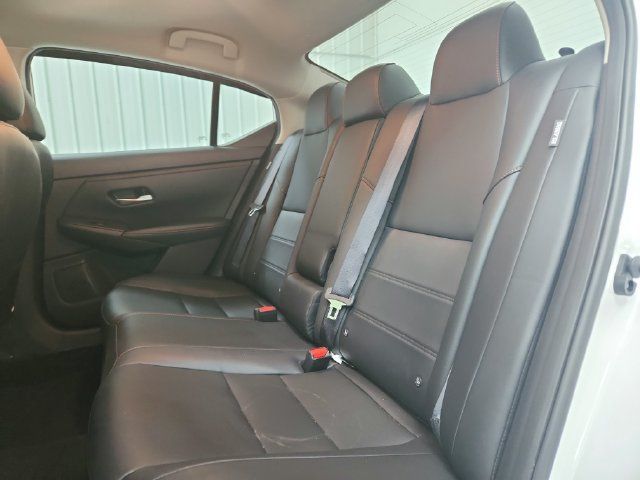 Used 2025 Nissan Sentra SR w/ SR Premium Package FWD image 38