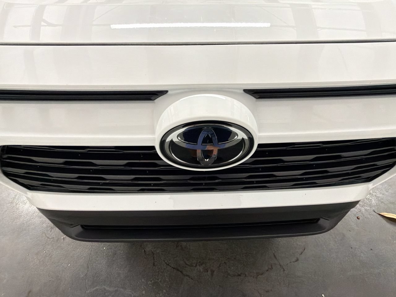 Used 2020 Toyota RAV4 XLE FWD image 29