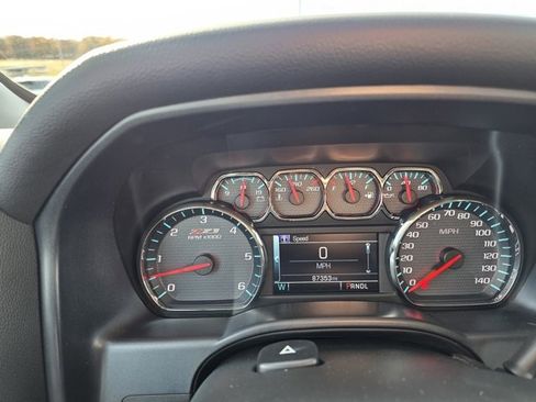 Used 2018 Chevrolet Silverado 1500 LT w/ All Star Edition image 28