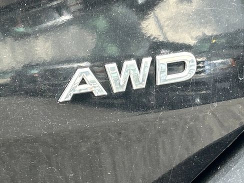 Used 2020 Nissan Rogue S AWD/4WD image 28