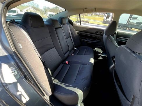Used 2024 Nissan Altima 2.5 SV FWD image 26