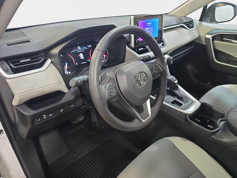 Used 2025 Toyota RAV4 XLE Premium w/ Weather Package AWD/4WD image 13