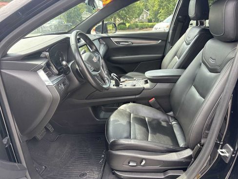 Used 2023 Cadillac XT5 Luxury AWD/4WD image 18