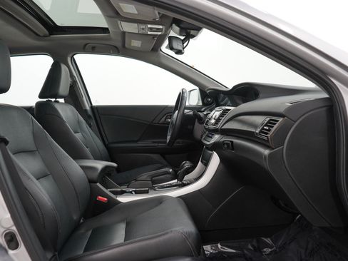 Used 2014 Honda Accord EX-L image 11