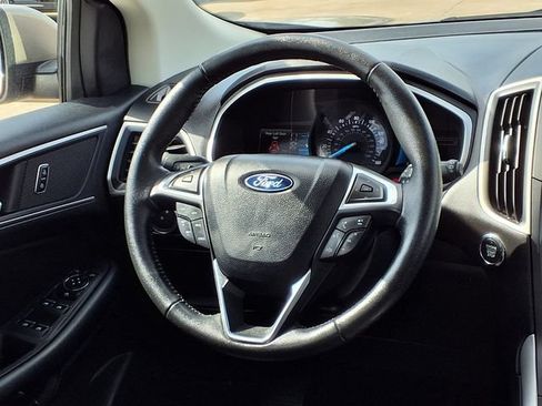 Used 2021 Ford Edge SEL w/ Convenience Package AWD/4WD image 7