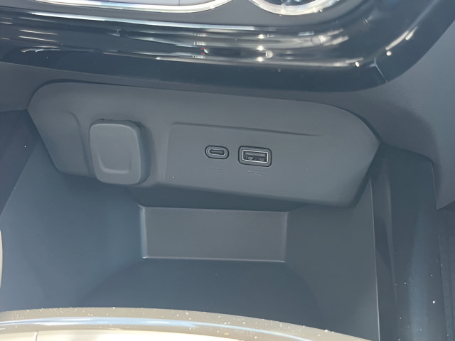 New 2026 Chevrolet Trax RS w/ Driver Confidence Package FWD image 74
