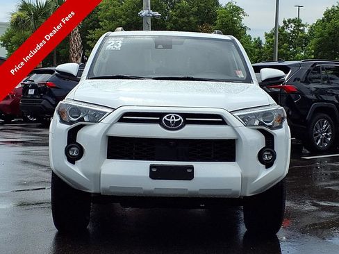 Used 2023 Toyota 4Runner SR5 Premium w/ Moonroof Package AWD/4WD image 2