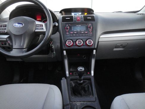 Used 2015 Subaru Forester 2.5i Premium AWD/4WD image 13