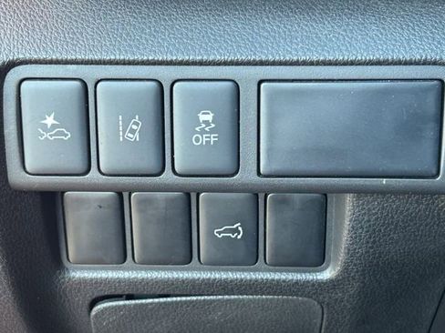 Used 2025 Mitsubishi Eclipse Cross AWD image 25