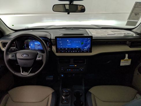 New 2026 Ford Maverick Lariat image 13