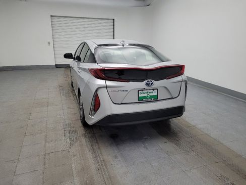 Used 2017 Toyota Prius Prime Plus w/ Protection Package image 6