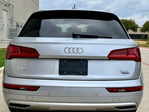Used 2018 Audi Q5 Prestige w/ Prestige Package AWD/4WD image 11