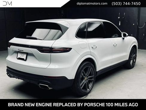 Used 2020 Porsche Cayenne AWD/4WD image 7
