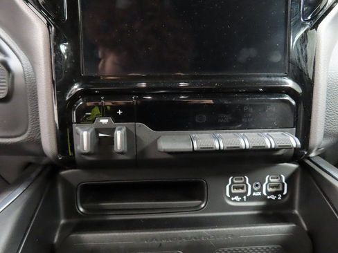 Used 2024 RAM 2500 Laramie w/ Night Edition image 45