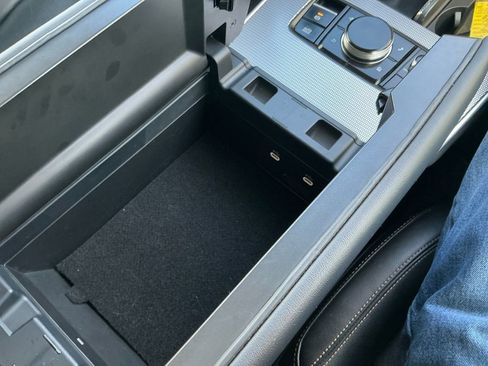 Used 2024 MAZDA CX-90 3.3 Turbo w/ Premium Package image 19