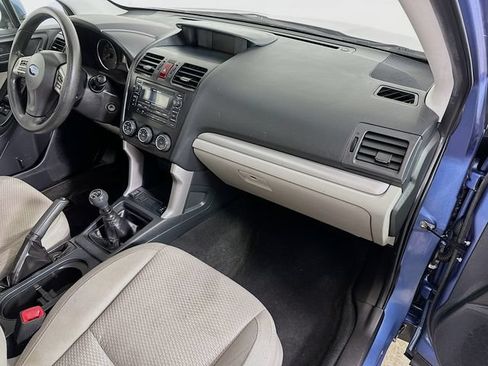 Used 2015 Subaru Forester 2.5i Premium AWD/4WD image 32