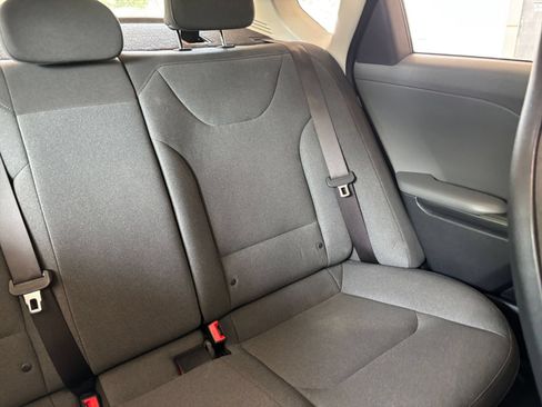 Used 2025 Kia K4 FWD image 36