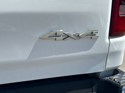 Used 2024 RAM 1500 Laramie AWD/4WD image 13