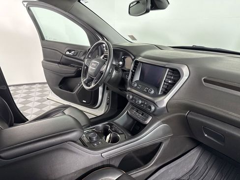 Used 2022 GMC Acadia AT4 w/ GMC Pro Grade Package AWD/4WD image 44