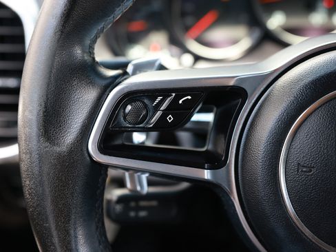 Used 2016 Porsche Cayenne Diesel AWD/4WD image 31