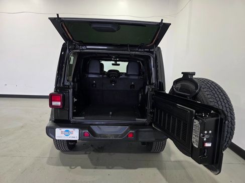 Used 2021 Jeep Wrangler Unlimited Sahara w/ Uconnect 4C Nav & Sound Group image 26