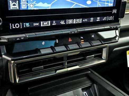 New 2025 GMC Hummer EV 3X image 22