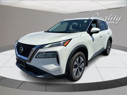 Used 2021 Nissan Rogue SV w/ Premium Package FWD image 9