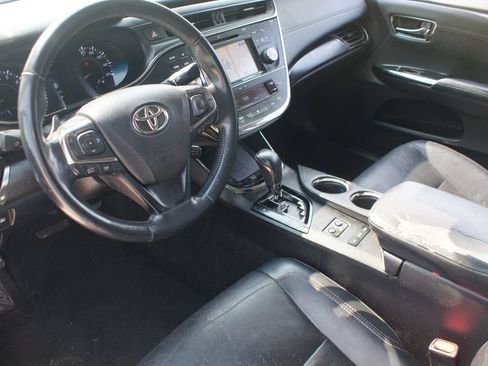 Used 2016 Toyota Avalon Limited FWD image 11