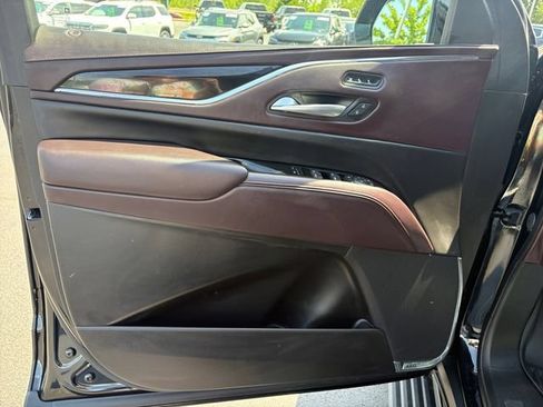 Certified 2023 Cadillac Escalade Sport Platinum w/ LPO, ONYX Package AWD/4WD image 24