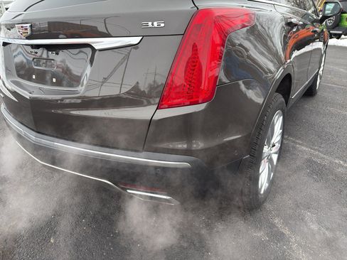 Used 2019 Cadillac XT5 Platinum image 9