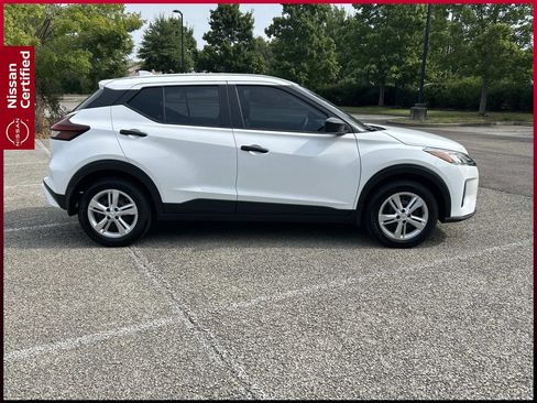 Certified 2025 Nissan Kicks Play S FWD image 8