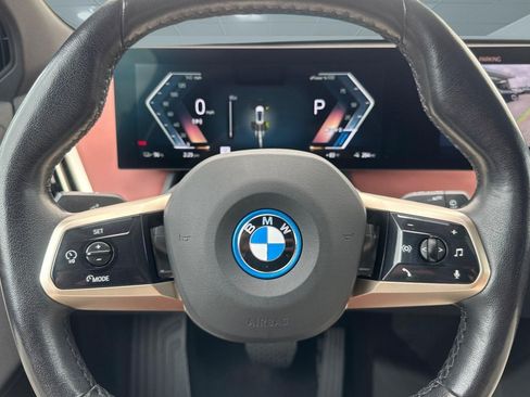 Used 2024 BMW iX xDrive50 w/ Sport Package AWD/4WD image 11
