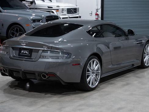 Used 2010 Aston Martin DBS image 6