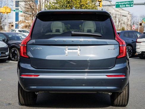 New 2026 Volvo XC90 B6 Ultra w/ Protection Package image 6