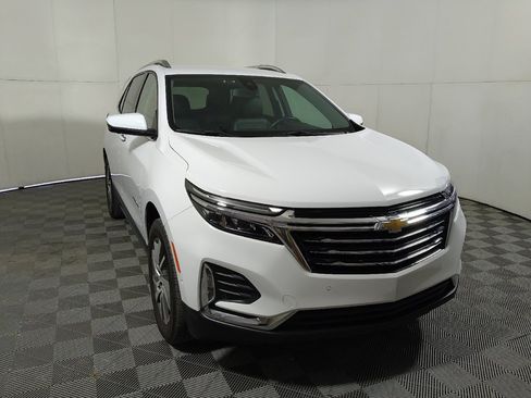 Used 2024 Chevrolet Equinox Premier AWD/4WD image 14