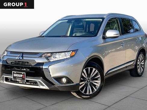 Used 2020 Mitsubishi Outlander SEL FWD image 1