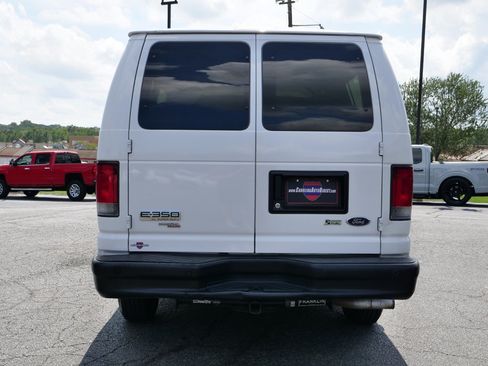 Used 2014 Ford E-350 and Econoline 350 XL w/ Power Windows & Locks Group RWD image 8
