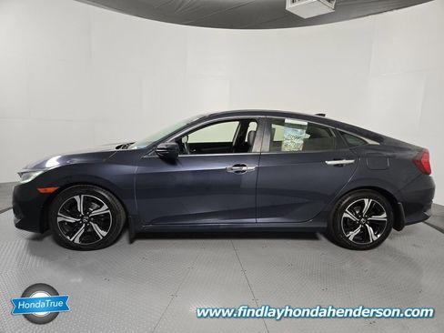 Certified 2018 Honda Civic Touring image 3