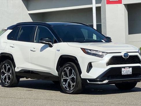 Certified 2022 Toyota RAV4 XSE AWD/4WD image 5